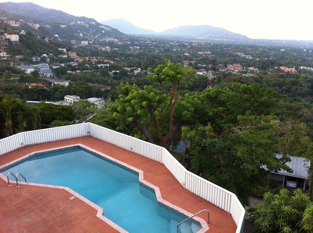 Hill Top Kingston Jamaica מראה חיצוני תמונה